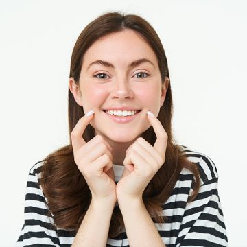 Benefits of a Whiter, Brighter Smile!