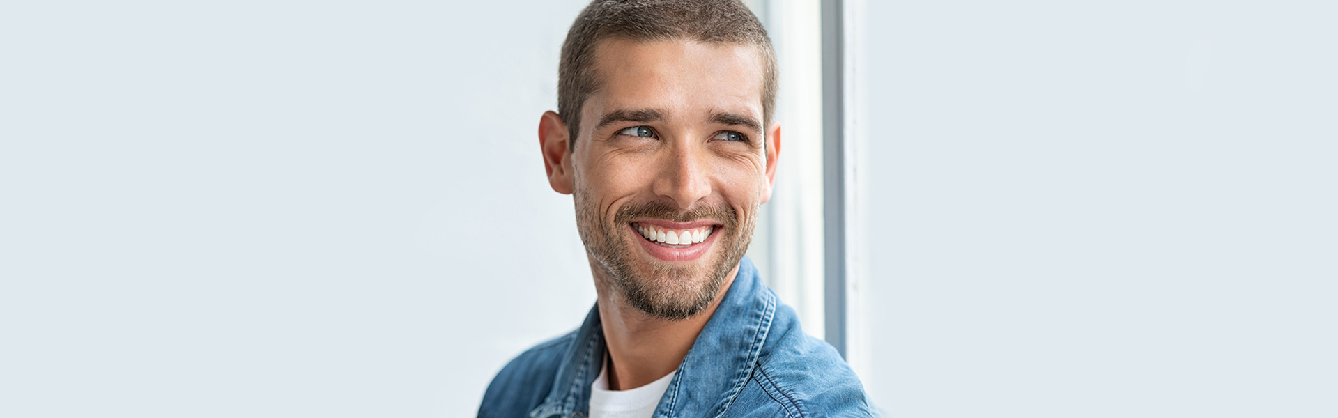 LED Whitening Kits Vs. Professional Whitening Treatment – What Is The Most Effective Whitening Method?